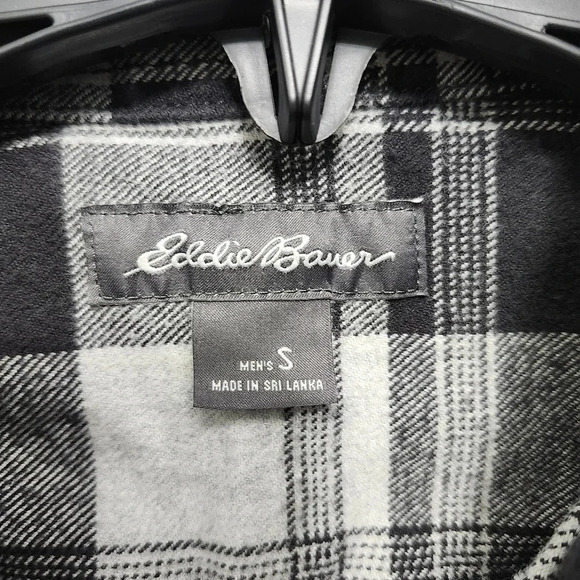 Eddie Bauer men's flannel plaid button-down shirt size S black and gray - Picture 2 of 5